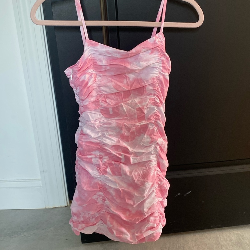 Adika (young) tight fit mini dress